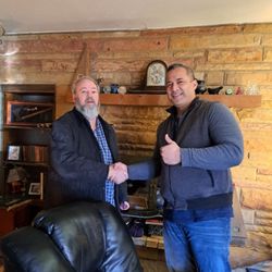 Big Bear Movers & Services - Satisfied customer with the help of our services of moving furniture from a store to his home