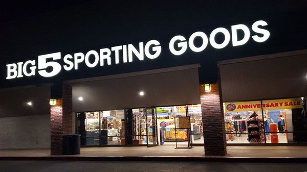 big-5-sporting-goods-24314-swartz-dr-lake-forest-ca-sporting-goods