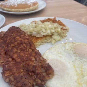 Eggsquisite Cafe - Midlothian - Corned Beef Hash - Breakfast & Brunch Near Me - Midlothian, Texas
