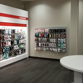 Verizon - Verizon Kapolei Commons. Large selection of accessories - Mobile Phones Near Me - Kapolei, Hawaii Verizon - Verizon Kapolei Commons. Large selection of accessories - Mobile Phones Near Me - Kapolei, Hawaii