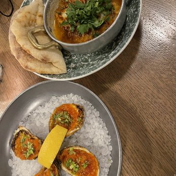 etta - Bucktown - Oysters and Bubbling Shrimp - Pizza Near Me - Chicago, Illinois etta - Bucktown - Oysters and Bubbling Shrimp - Pizza Near Me - Chicago, Illinois