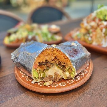 El Halal Amigos - Chile Relleno Burrito ($18) + guac (2) - Food Trucks Near Me - San Jose, California El Halal Amigos - Chile Relleno Burrito ($18) + guac (2) - Food Trucks Near Me - San Jose, California
