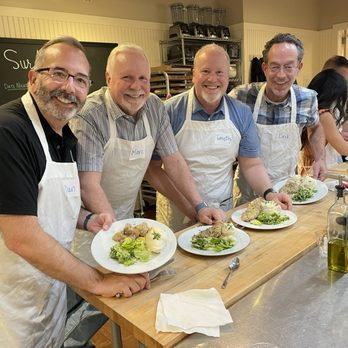 Sur La Table - Cooking Classes Near Me - Carlsbad, California