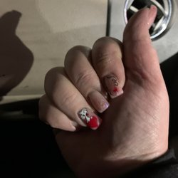 Ivy Top Nails - I love how the crew always make my hands look awesome!! Thank you!