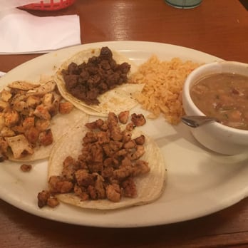 Mi Tata - Street tacos - steak, chicken and pork - Latin American Near Me - Denton, Texas