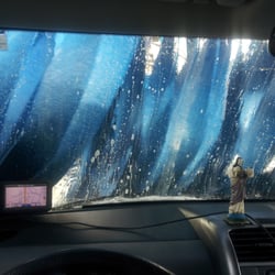 Blue Sky Car Wash - The giant blue octopus attacks!