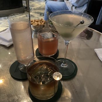 Connaught Bar - Bars Near Me - London, XGL