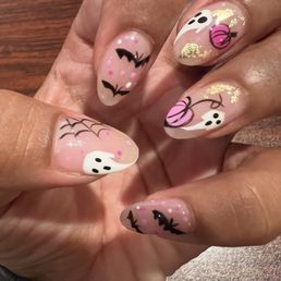 Halloween nails by Michelle Halloween nails by Michelle