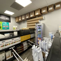 City One Box Shipping - Different varieties of boxes and supplies.