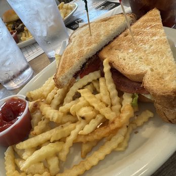 Chef-O-Nette Restaurant - Diners Near Me - Columbus, Ohio Chef-O-Nette Restaurant - Diners Near Me - Columbus, Ohio