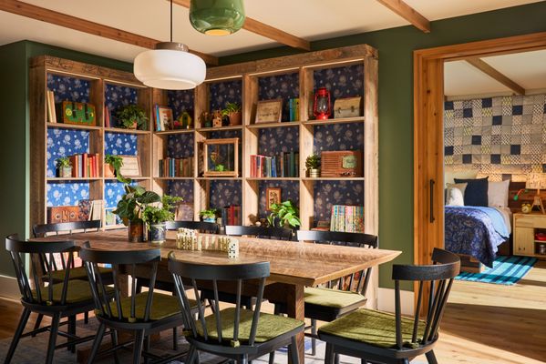 Treehouse Hotel Silicon Valley by null