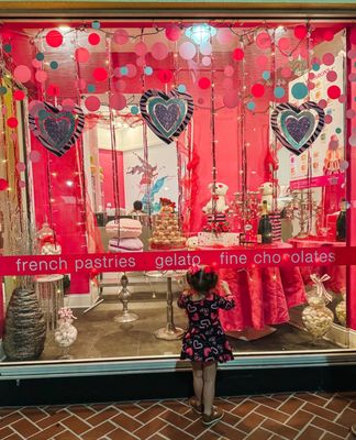 Le Macaron French Pastries by null