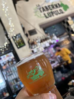 La Taberna Lúpulo by null