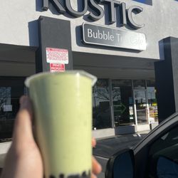 Rustic Bubble Tea Cafe - Avocado smoothie! (Real avocados)