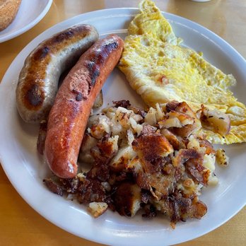 Tip Top Meats - Big John's with Polish sausage and bratwurst (Round 1) - Meat Shops Near Me - Carlsbad, California Tip Top Meats - Big John's with Polish sausage and bratwurst (Round 1) - Meat Shops Near Me - Carlsbad, California