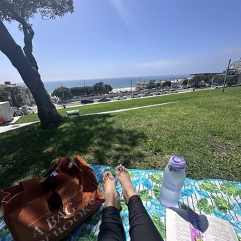 Bruce's Beach - Perfect solo date spot - Parks Near Me - Manhattan Beach, California Bruce's Beach - Perfect solo date spot - Parks Near Me - Manhattan Beach, California