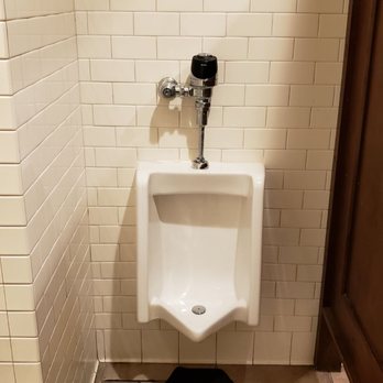 la Madeleine - Bathroom - Bakeries Near Me - Houston, Texas