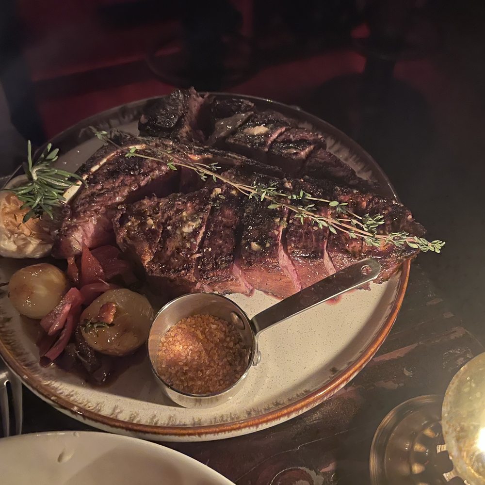 Gaslamp  - Porterhouse (not bad) - Steakhouses Near Me - Kailua, Hawaii