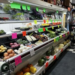 Peninsula Market - Fresh produce