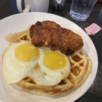 Wake N’ Bacon - Chicken n waffles - Breakfast & Brunch Near Me - Winter Park, Colorado