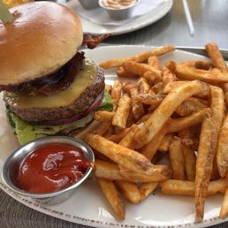 Classic hamburger Classic hamburger