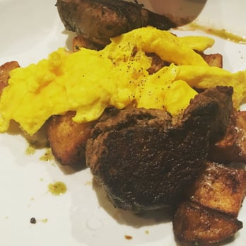 Siena Tavern - Steak & Eggs - Italian Near Me - Chicago, Illinois Siena Tavern - Steak & Eggs - Italian Near Me - Chicago, Illinois