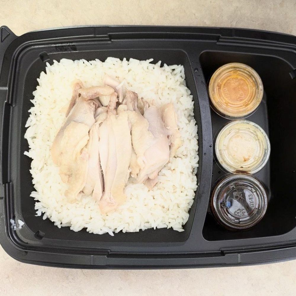 Savoy Kitchen - Sad looking plate/box of hainan chicken - Asian Fusion Near Me - Alhambra, California Savoy Kitchen - Sad looking plate/box of hainan chicken - Asian Fusion Near Me - Alhambra, California