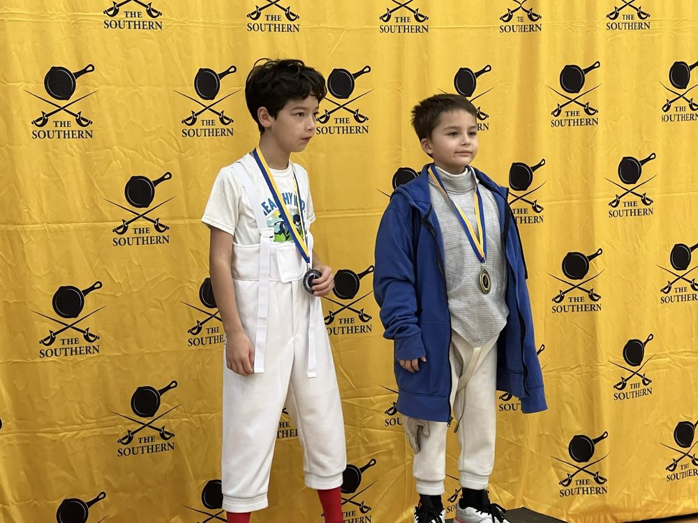 Royal Fencing Academy Logo