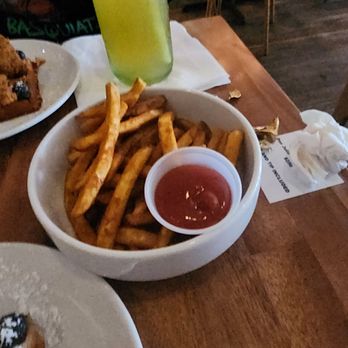 GuestHouse Restaurant & Bar - Fries - Sports Bars Near Me - Brooklyn, New York