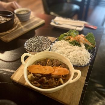 Love, Peace & Pho - Pork and Meatballs Vermicelli Bowl - Vietnamese Near Me - Nashville, Tennessee Love, Peace & Pho - Pork and Meatballs Vermicelli Bowl - Vietnamese Near Me - Nashville, Tennessee