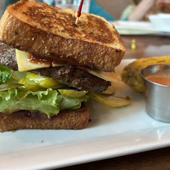 The Hangry Bison - Build your own short rib burger - Burgers Near Me - Winter Garden, Florida The Hangry Bison - Build your own short rib burger - Burgers Near Me - Winter Garden, Florida