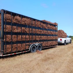 Garcia's Pinestraw Transport