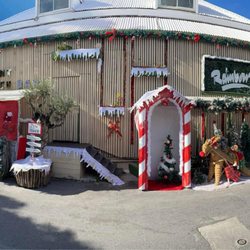 Restaurant Rainbow - Rainbow Cafe all decorated for Christmas.