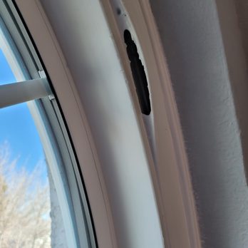 DaBella - This window has been in for 6 months and has only become worse dabella does not seem to care about customers once the window is installed. - Windows Installation Near Me - Las Vegas, Nevada