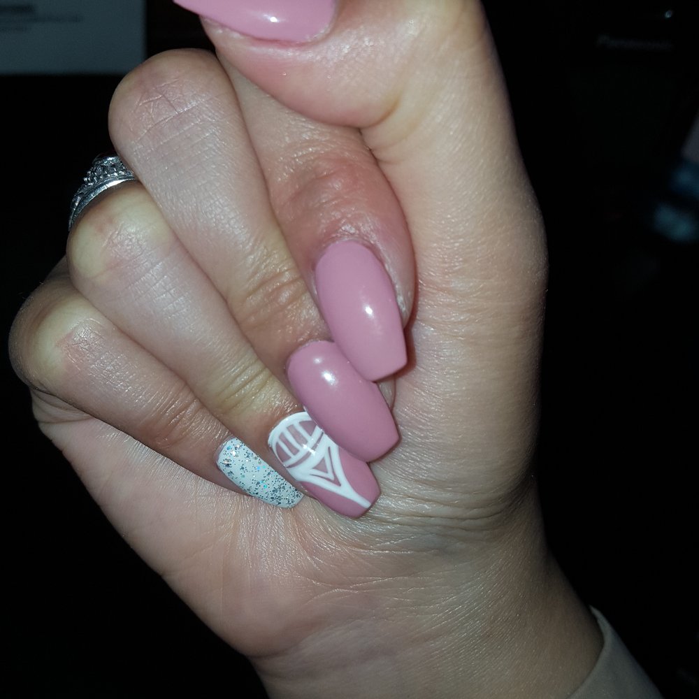 Lele Nails - Hannah usually does my nails, but she was off today. I still love my nails done by: Tina 06/14/2016 #NoFilter - Nail Salons Near Me - Tacoma, Washington