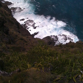 Makapu'u Point Lighthouse Trail - Hiking Near Me - Honolulu, Hawaii Makapu'u Point Lighthouse Trail - Hiking Near Me - Honolulu, Hawaii