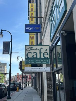 Theatre Cafe by null