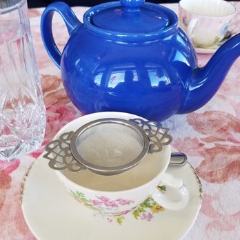 Lovejoy's Restaurant & Tea Room - Loose leaf tea - Tea Rooms Near Me - Florence, Oregon