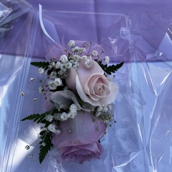Aly's Precious Flowers - Florists Near Me - North Hills, California Aly's Precious Flowers - Florists Near Me - North Hills, California