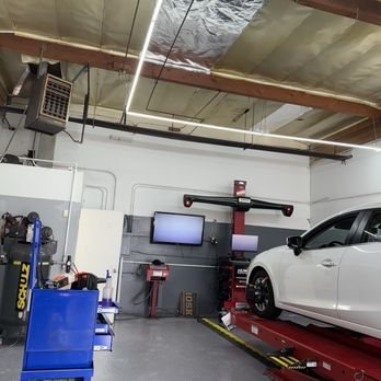 George's Alignment & Brake Service - Auto Repair Near Me - Northridge, California George's Alignment & Brake Service - Auto Repair Near Me - Northridge, California