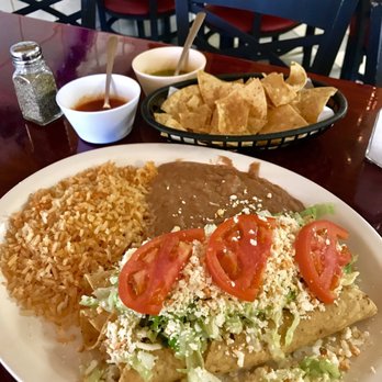El Ranchero - Chicken flautas - grilled chicken - fried soft ! Really tasty - best in show - - Mexican Near Me - New Chicago, Indiana