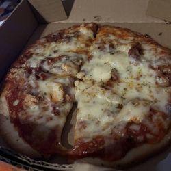 Davanni's Pizza & Hot Hoagies - Solo pizza, thin crust