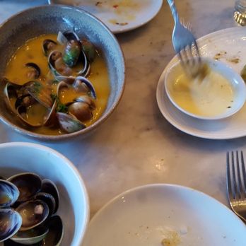 SRV Boston - Piatti: Vongole alla Pescatora, Zucchini Blossom - Italian Near Me - Boston, Massachusetts SRV Boston - Piatti: Vongole alla Pescatora, Zucchini Blossom - Italian Near Me - Boston, Massachusetts