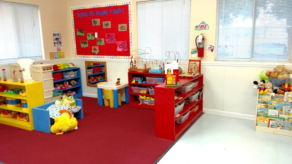 Bee's Knees Preschool - childcare center in Palm Harbor, FL