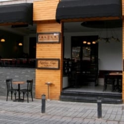 Akademi 1971 Kitabevi Cafe & Kütüphane