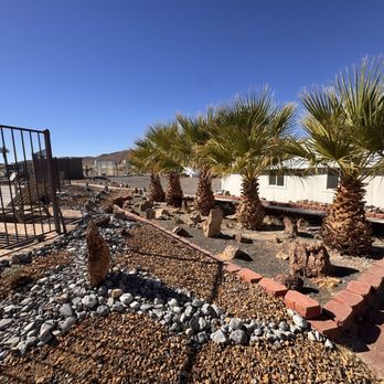 Death Valley Hot Springs - Such creative landscaping. - Hotels Near Me - Tecopa, California Death Valley Hot Springs - Such creative landscaping. - Hotels Near Me - Tecopa, California