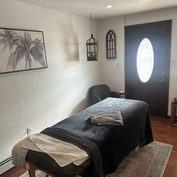 The Midas Touch Hair Salon