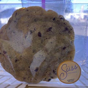 Suss Pastries - Chocolate chip hibiscus cookie - Patisserie/Cake Shop Near Me - Phoenix, Arizona Suss Pastries - Chocolate chip hibiscus cookie - Patisserie/Cake Shop Near Me - Phoenix, Arizona