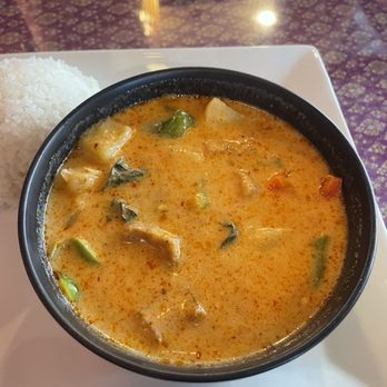 Chaang Thai - Pineapple curry - Thai Near Me - Colorado Springs, Colorado Chaang Thai - Pineapple curry - Thai Near Me - Colorado Springs, Colorado