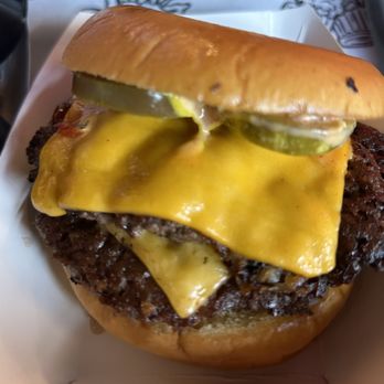 GOTHAM BURGER SOCIAL CLUB - 62 Photos & 16 Reviews - 131 Essex St, New